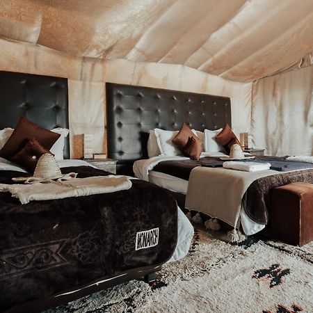 Отель Family Luxury Glamping Мерзуга Экстерьер фото