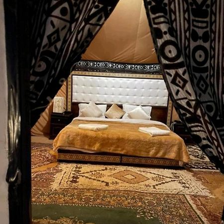 Отель Family Luxury Glamping Мерзуга Экстерьер фото