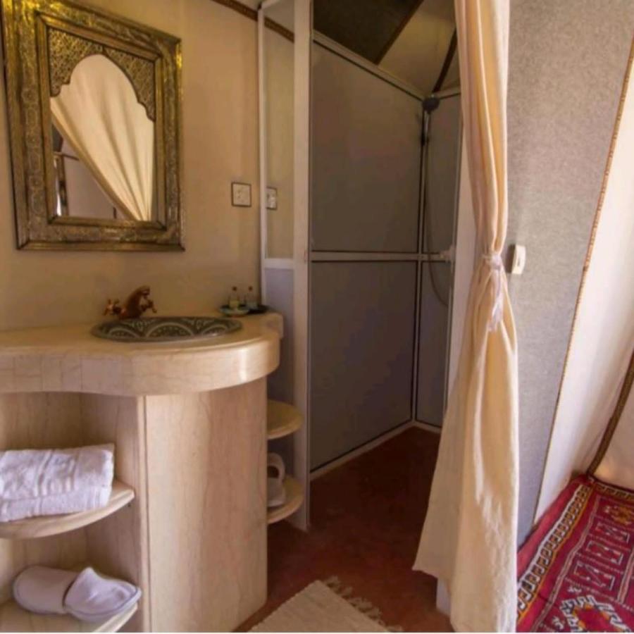 Отель Family Luxury Glamping Мерзуга Экстерьер фото