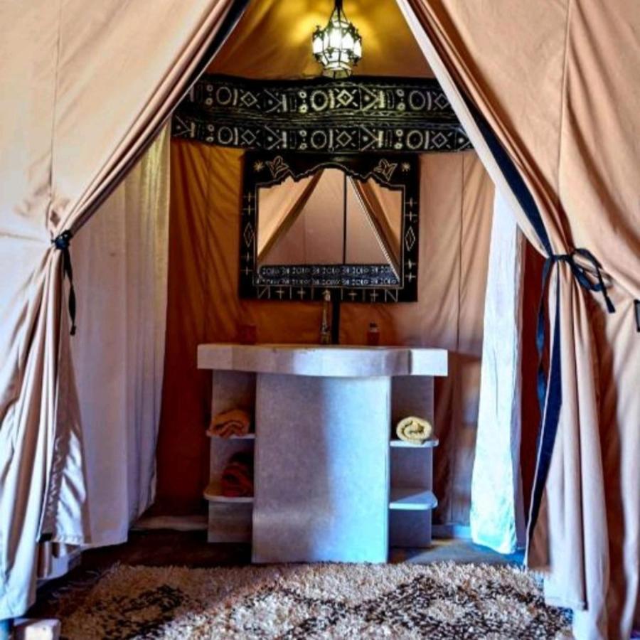 Отель Family Luxury Glamping Мерзуга Экстерьер фото