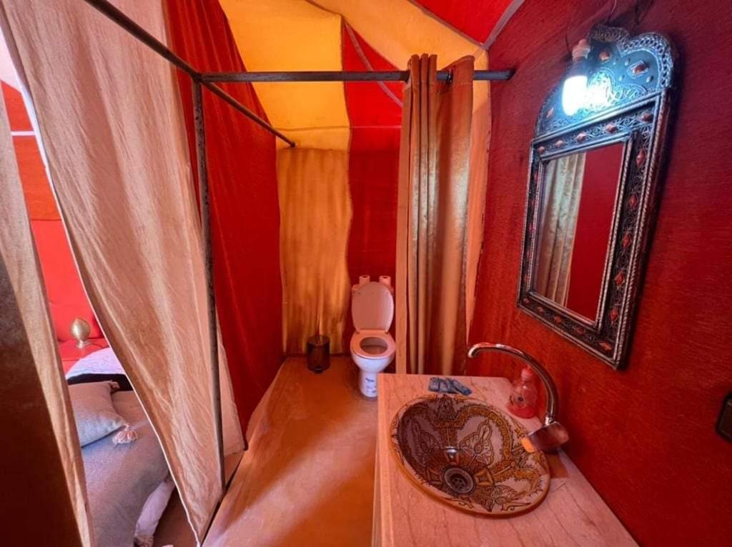 Отель Family Luxury Glamping Мерзуга Экстерьер фото